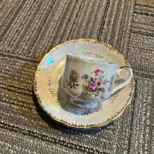 Vintage CREALE England Tea Cup with Sauce